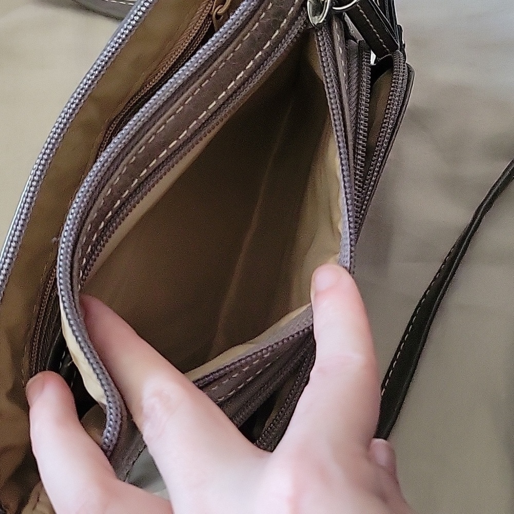 Giani Bernini Genuine Leather Crossbody Bag, Grey - Picture 12 of 12